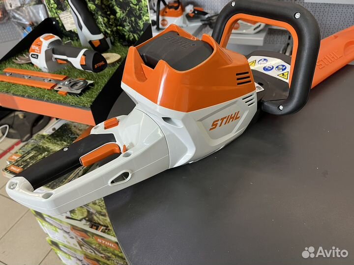 Аккумуляторный кусторез Stihl HSA 100