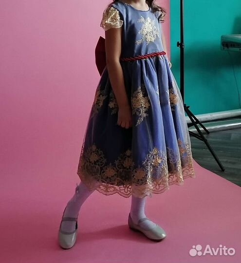 Платье для девочки новое