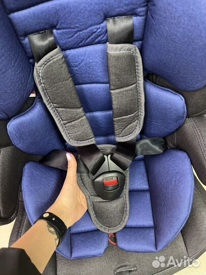Автокресло + бустер 9-36 кг новое