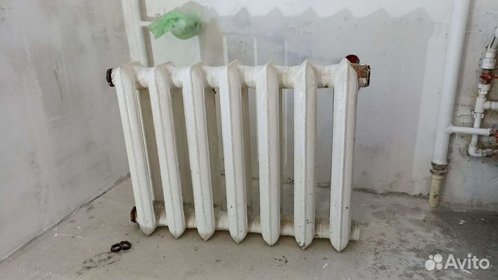 Батарея чугунная