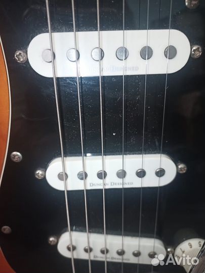 Продам Электро гитару или обменяю бас гитару