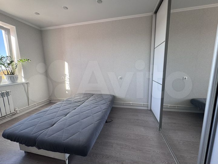 2-к. квартира, 43 м², 3/10 эт.