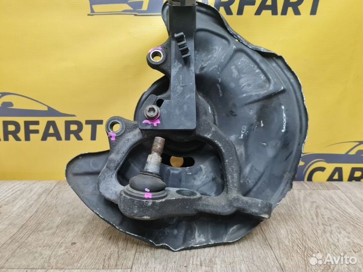 Кулак передний левый Mercedes-Benz E W211