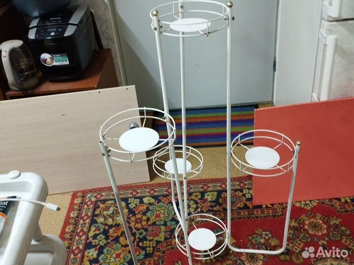 Стойка для цветов