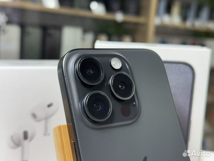 iPhone 15 Pro, 128 ГБ