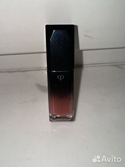 Помада блеск от clé de peau