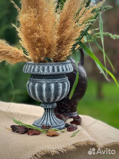 Ваза для цветов ручной работы