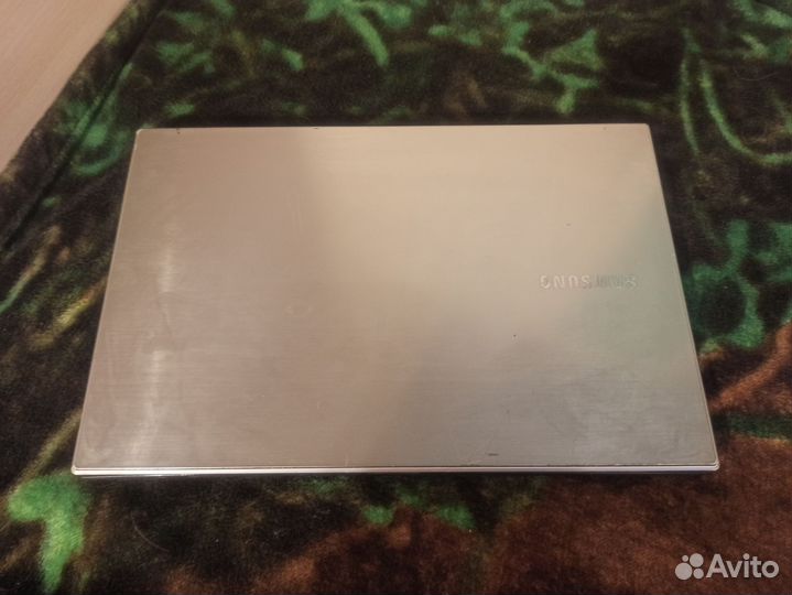 Ноутбук Samsung np300v5a не рабочий