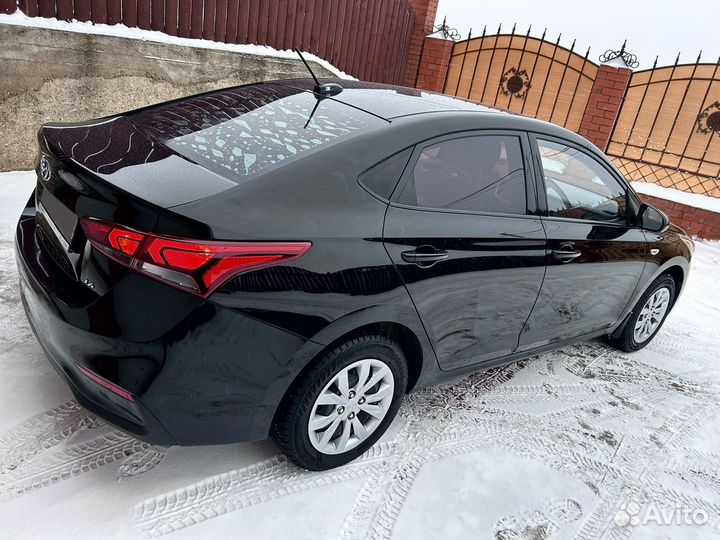 Hyundai Solaris 1.6 AT, 2019, 130 000 км