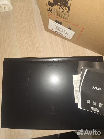 Msi Katana b12vfk 463xru