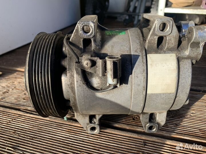 Компрессор кондиционера Volvo s60 30665340