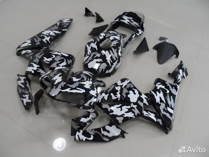 Комплект пластика Honda cbr600rr 2003-2004
