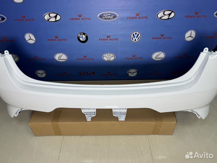 Задний бампер Kia Rio 4 от 20-23 г. цвет Белый