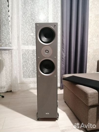 Акустические колонки большие