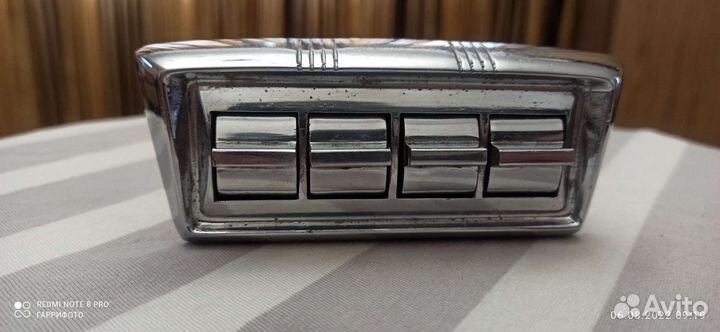 Кнопка управления стеклоподъёмниками Чайка газ 13