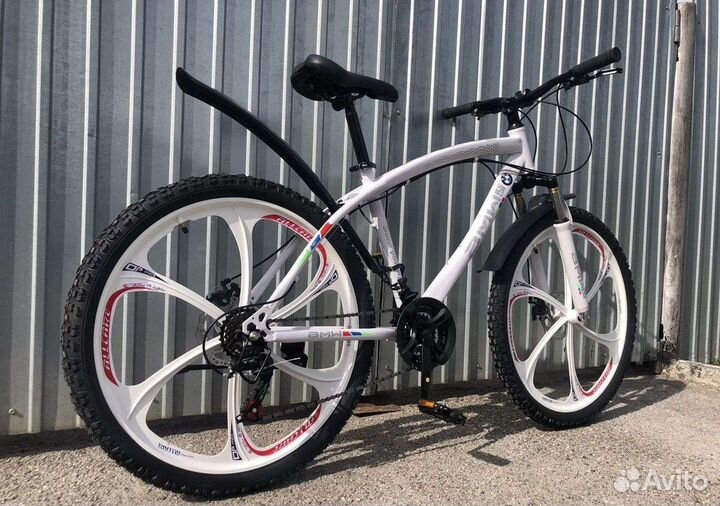 Спортивный велосипед Bmw