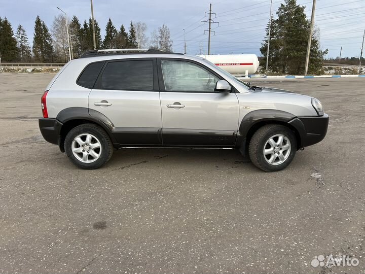 Hyundai Tucson 2.0 AT, 2005, 210 000 км