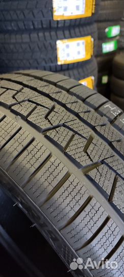 Aplus A702 225/40 R19 93V