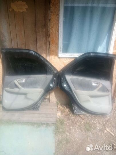 Двери Тойота gracia