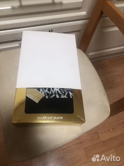 Комплект шапка и шарф michael kors