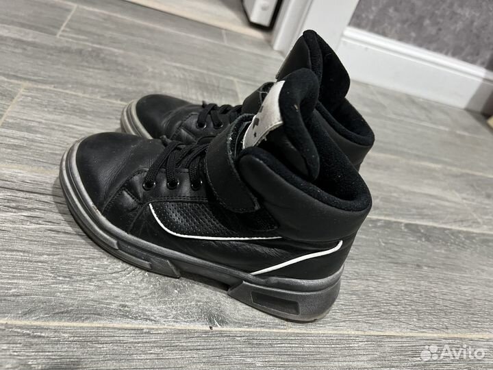 Ботинки демисезонные для мальчика 31 размер