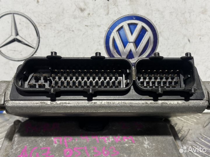 Блок управления двигателем AGZ 2.3 Bora Golf