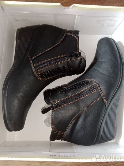 Ботинки женские