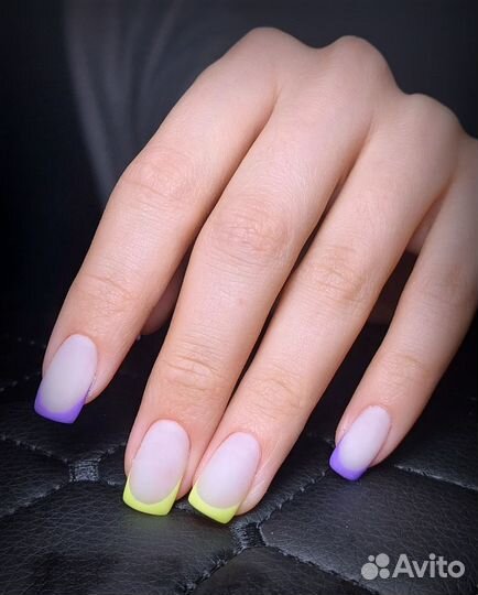 Маникюр педикюр