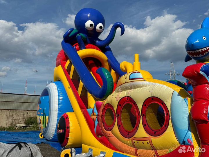 Большой надувной батут “Подводный мир”