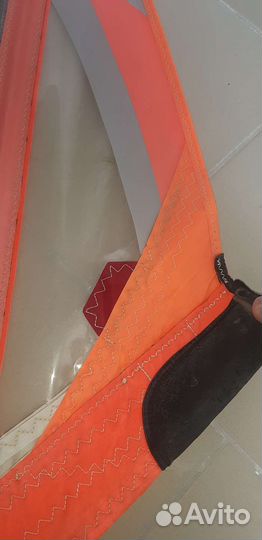 Парус для виндсерфинга