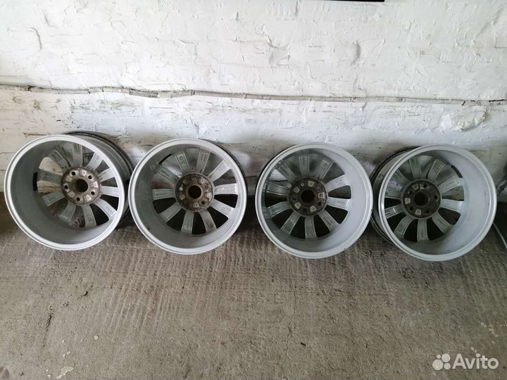 Оригинальные диски Skoda R16 Minoris