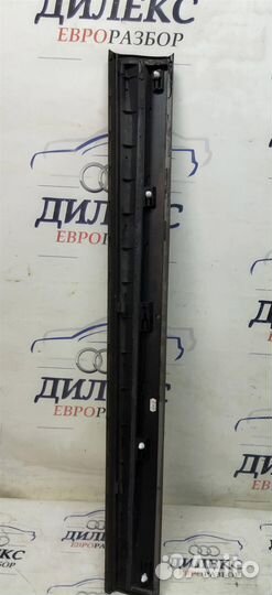 Накладка двери передней левой Audi Q5