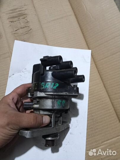 Трамблер Nissan Bluebird EU14 SR18