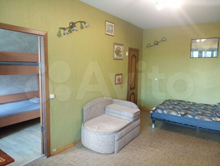 2-к. квартира, 50 м², 4/4 эт.