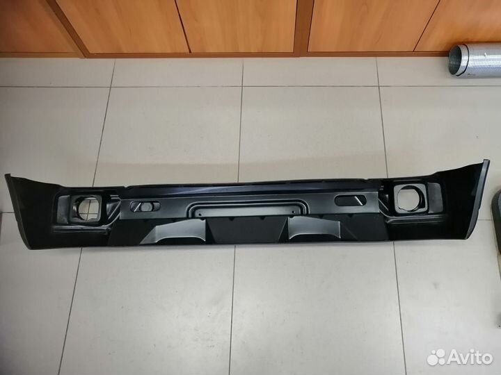 Бампер Нива Урбан передний под противотуманки