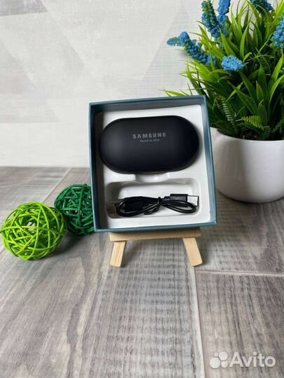 Наушники Samsung Buds+