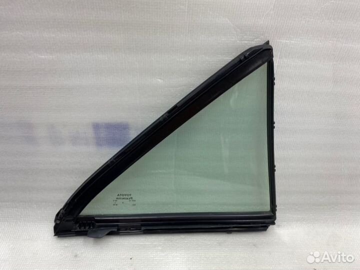 Форточка двери задняя левая Toyota Camry V50/V55