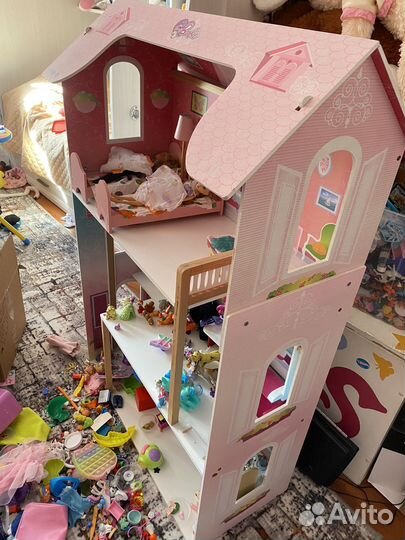 Домик кукольный