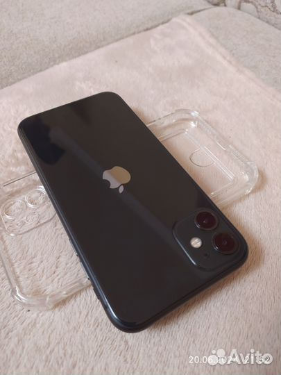 iPhone 11, 64 ГБ