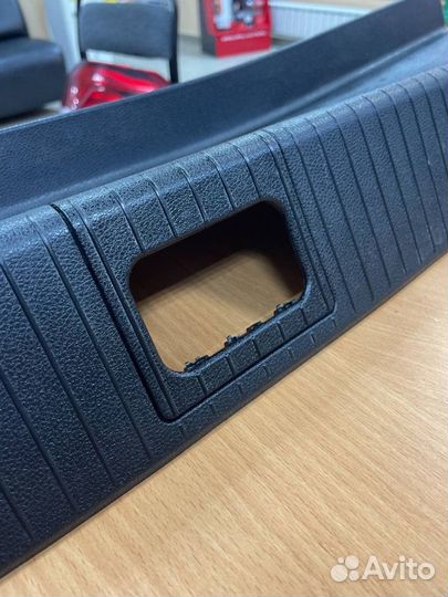 Облицовка багажника мерседес w212 рестайлинг