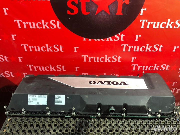 Крышка головки блока (клапанная) Volvo FH