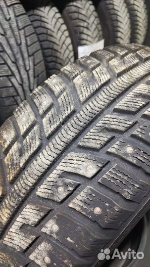 Kumho I'Zen KW22 235/60 R16 104T