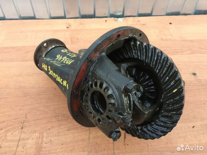 Передний редуктор Toyota Land Cruiser 79 1990г