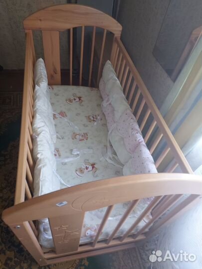 Детская кроватка