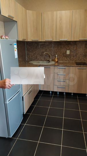 Дом 27 м² на участке 2 сот.