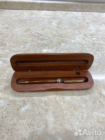 Ручка в футляре