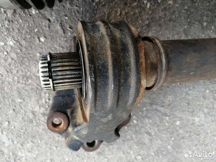 Привод передний правый Mazda 3 BK 1,6