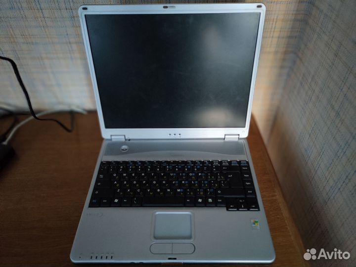 Ноутбук fujitsu siemens amilo K 7610 W