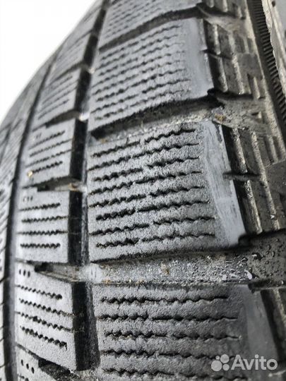Bridgestone Blizzak Revo GZ 215/55 R16