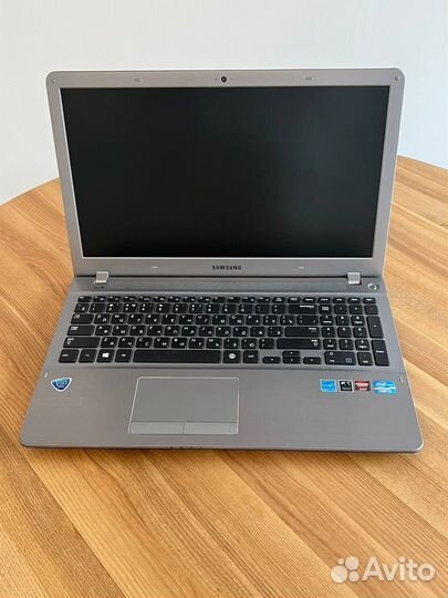 Ноутбук Samsung NP510R5E